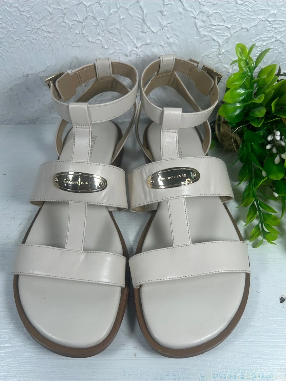 Michael Kors Sandals Plate Flat Leather 3-T Strap Ankle-Strap Open Toe w/ Logo